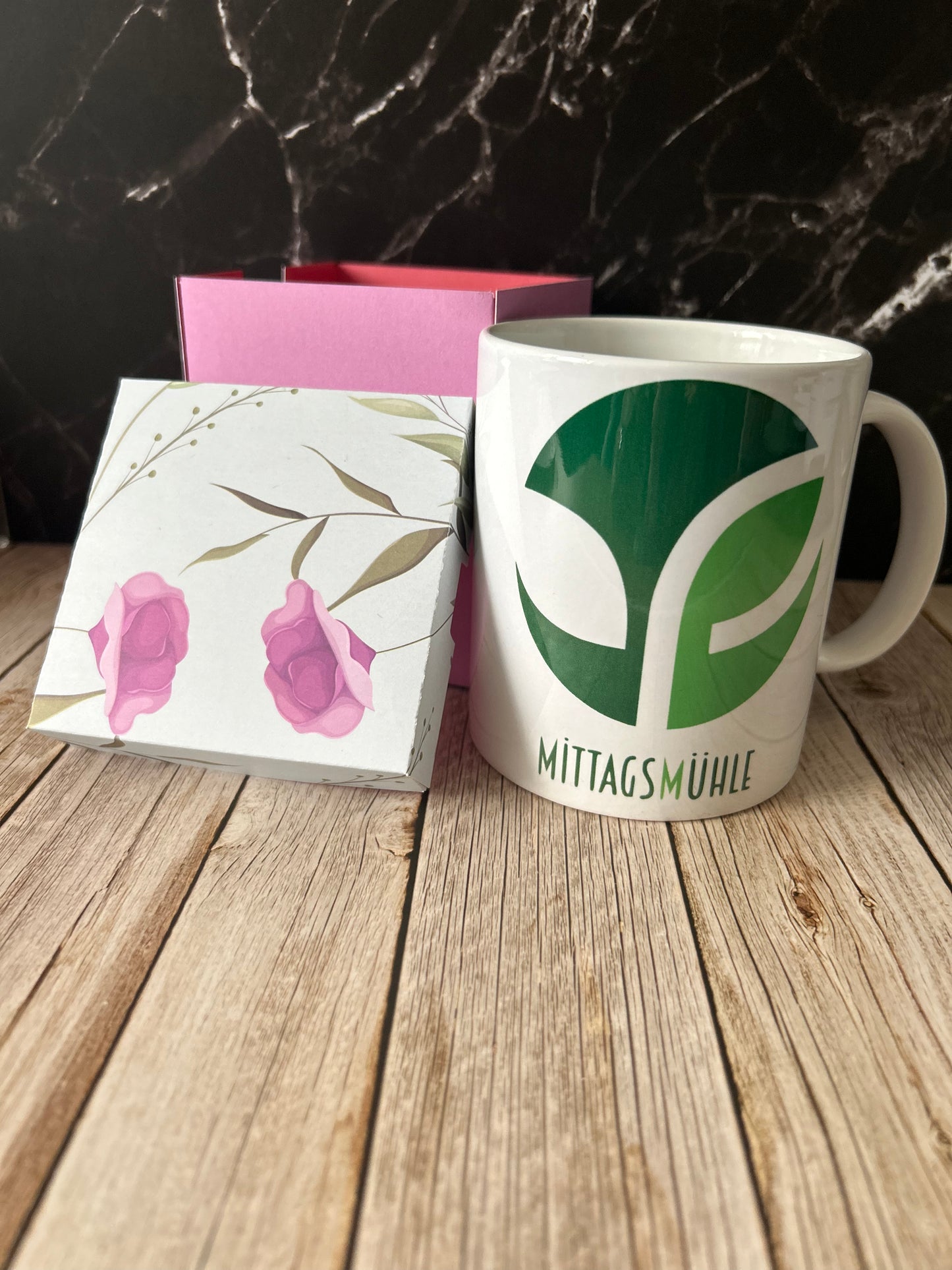 Tazze Personalizzate con Sfondo a Scelta